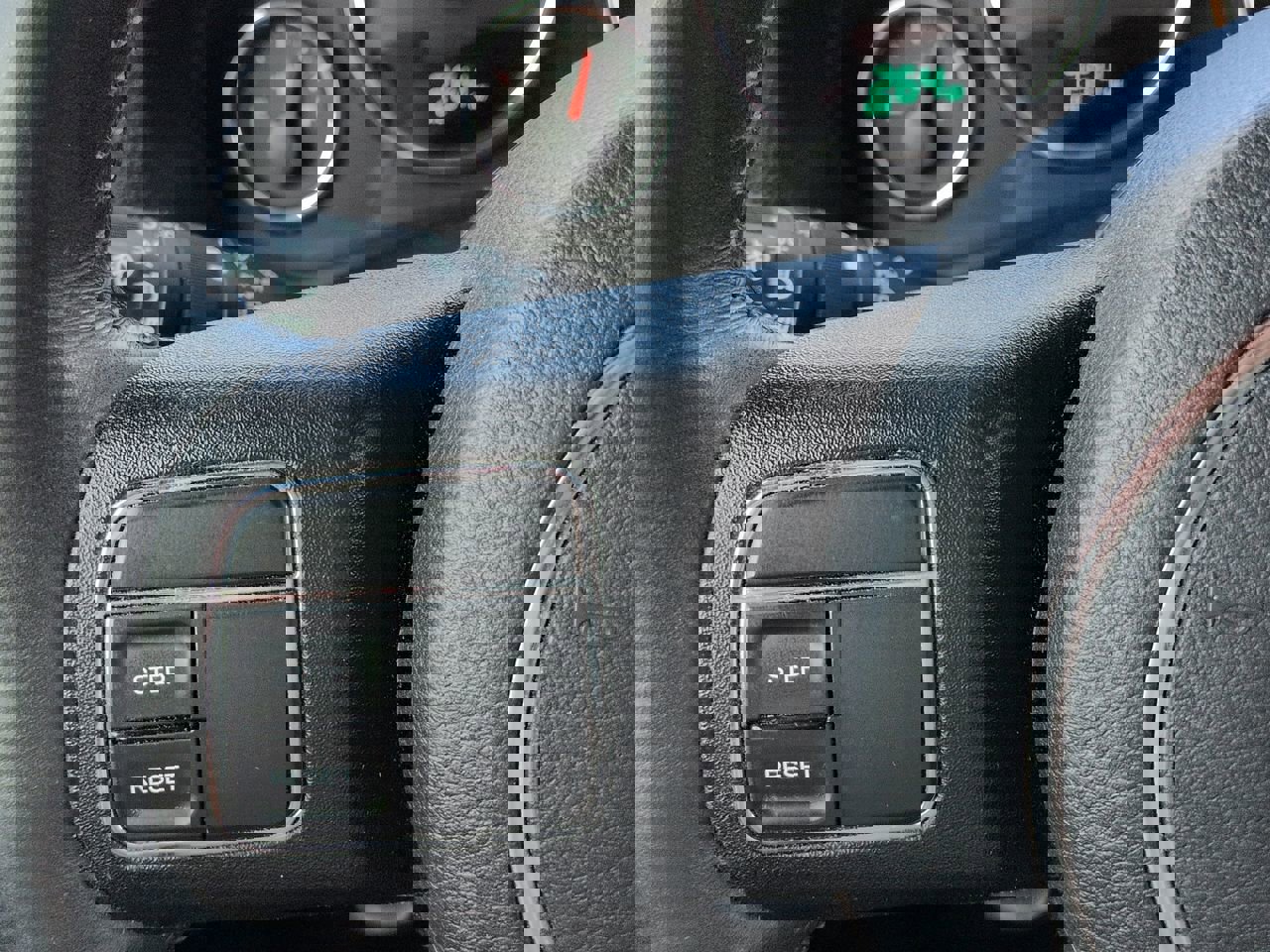 Used 2016 Jeep Wrangler Unlimited Sahara AWD/4WD image 19