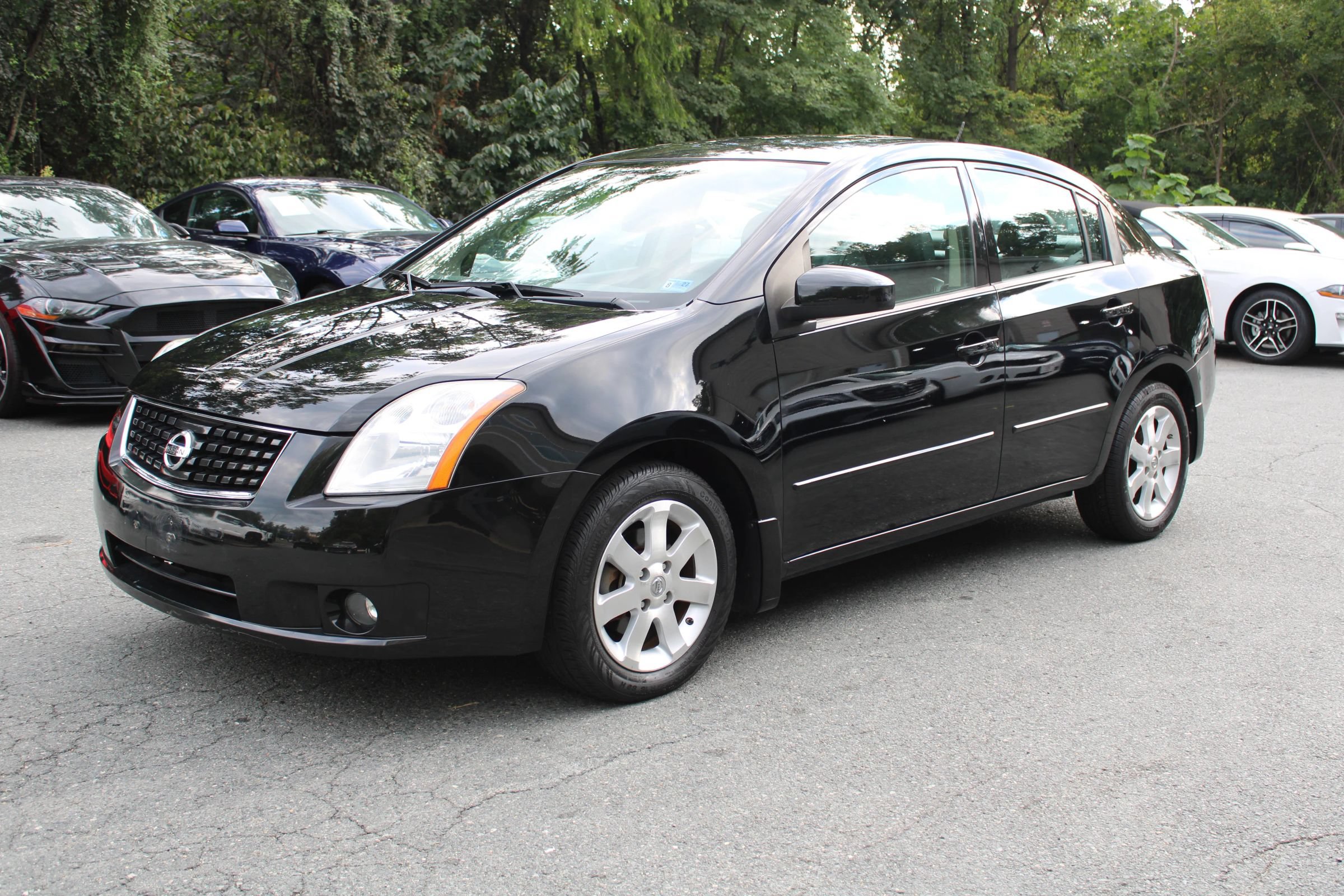 Used 2008 Nissan Sentra 2.0 SL w/ Sunroof Pkg FWD image 4