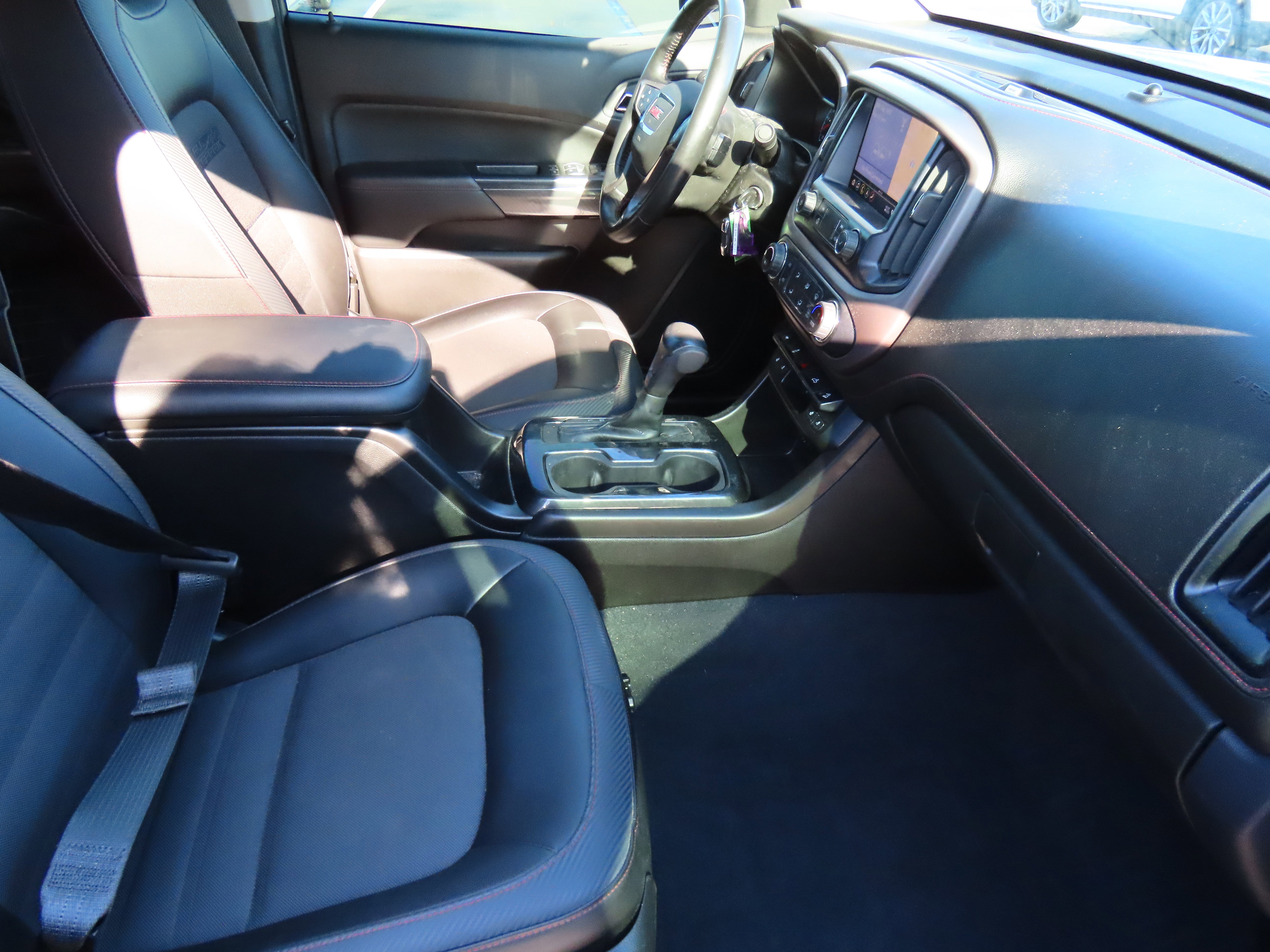 Used 2019 GMC Canyon All Terrain w/ All Terrain X Package image 13