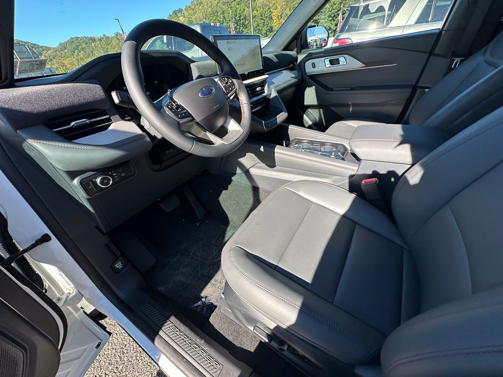 New 2027 Ford Explorer Active w/ Active Comfort Package AWD/4WD image 17