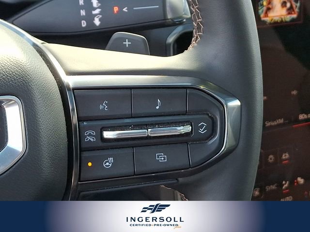 Used 2025 GMC Acadia AT4 w/ Luxury Package image 8