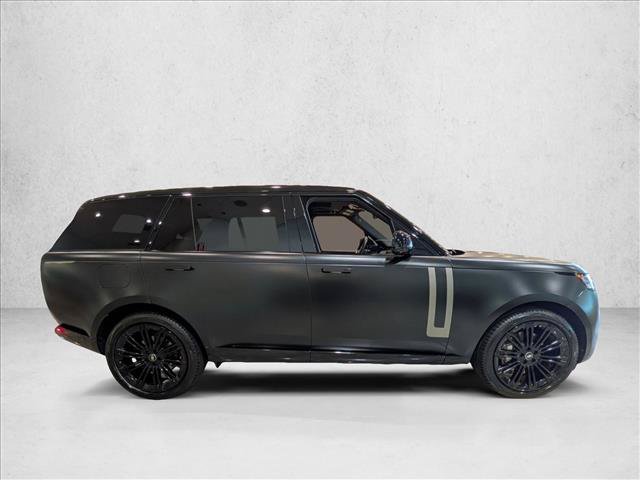 Used 2023 Land Rover Range Rover Long Wheelbase SE AWD/4WD image 4
