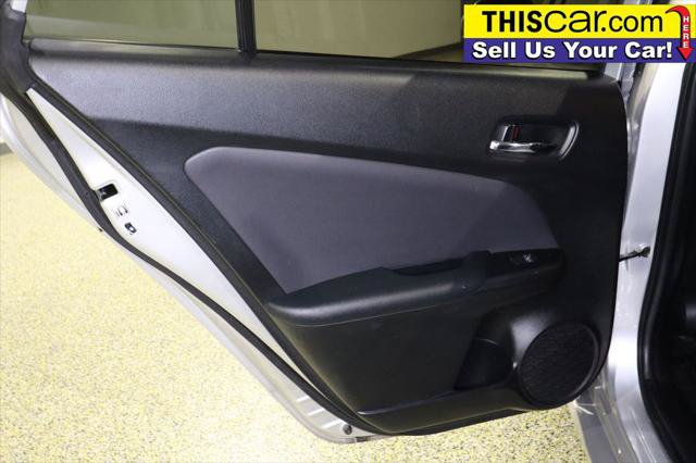 Used 2019 Toyota Prius LE FWD image 28