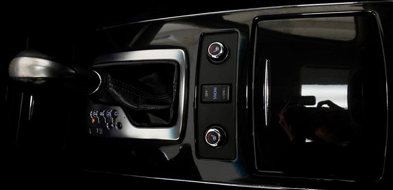 Used 2014 INFINITI QX70 AWD w/ Premium Package image 30