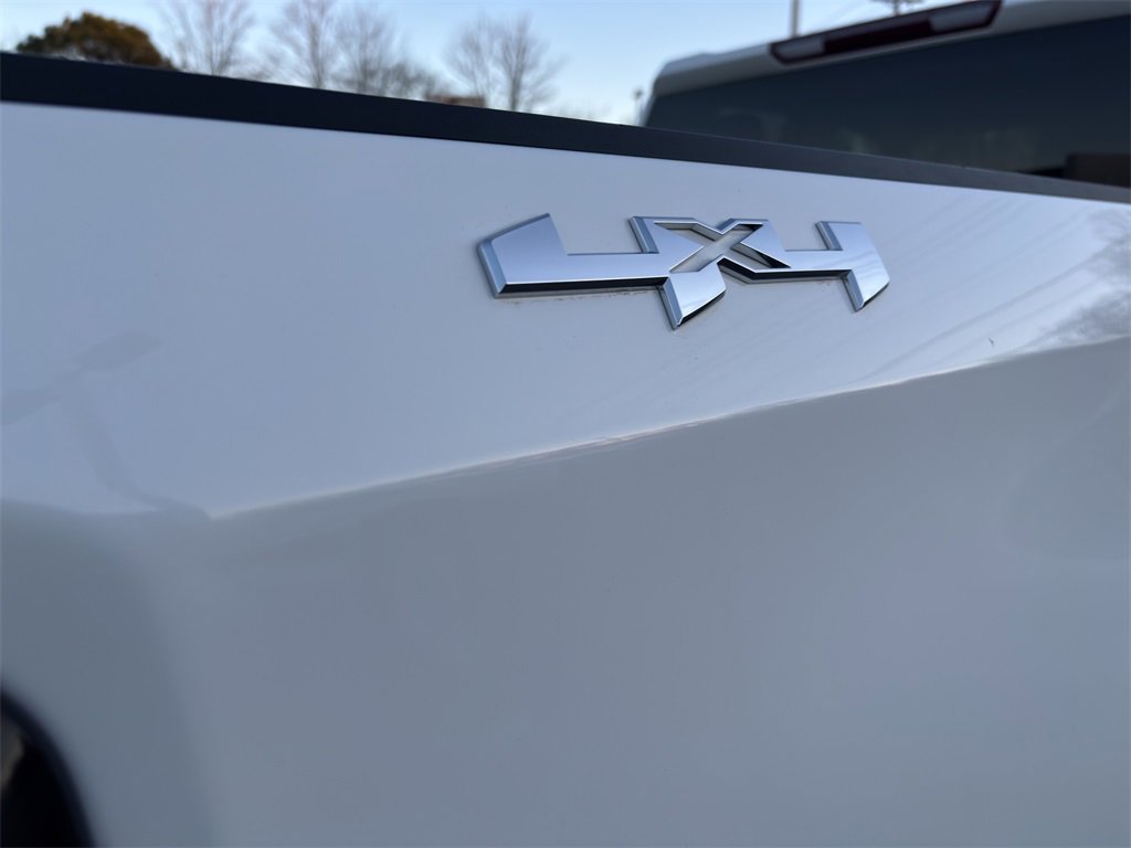 Used 2021 GMC Sierra 1500 4x4 Double Cab w/ Sierra Value Package image 9