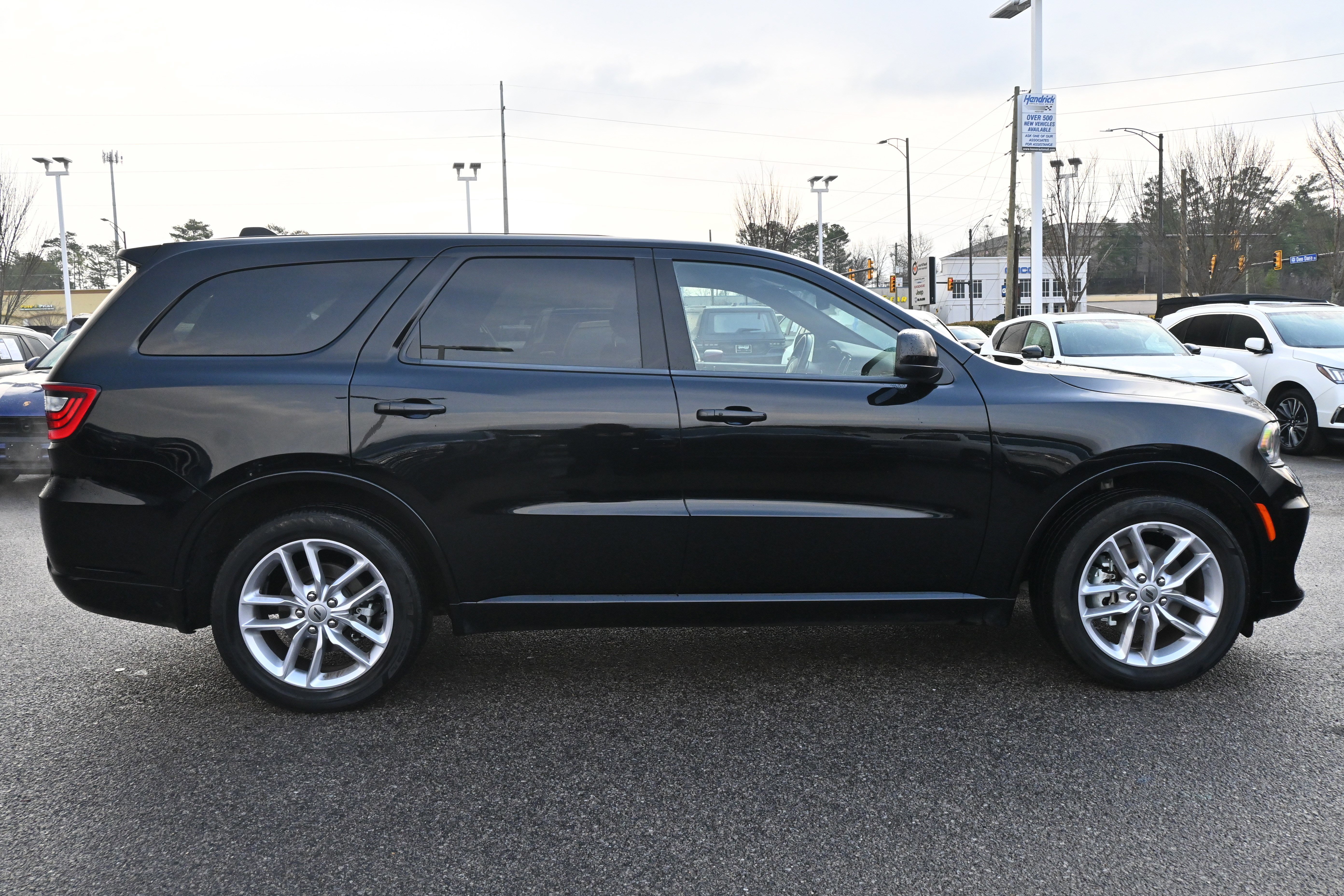 Used 2023 Dodge Durango GT image 17