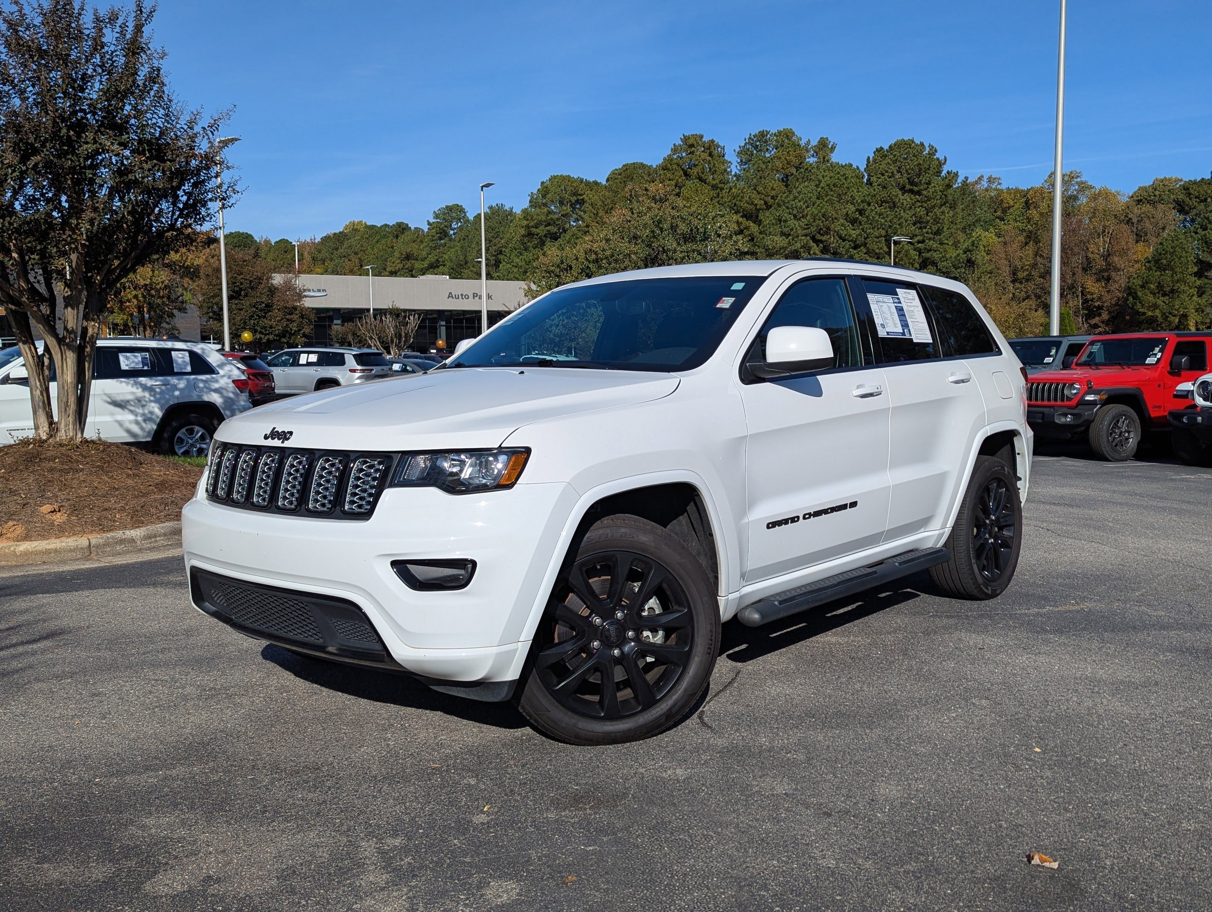 Used 2022 Jeep Grand Cherokee Laredo X