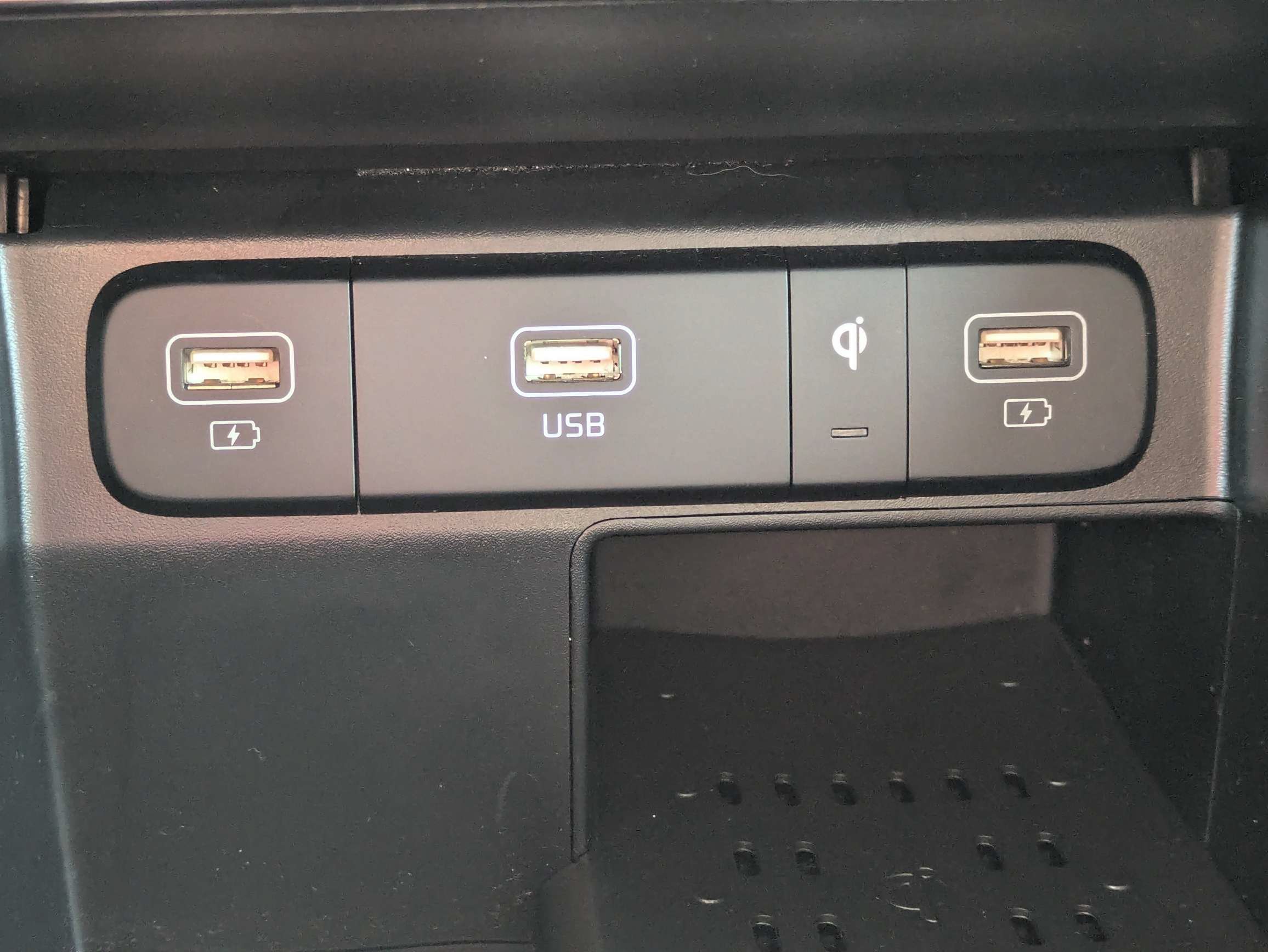 Certified 2022 Kia Sorento SX FWD image 28