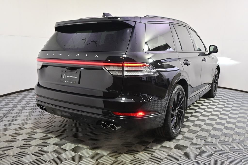 New 2026 Lincoln Aviator Reserve w/ Jet Appearance Package image 6