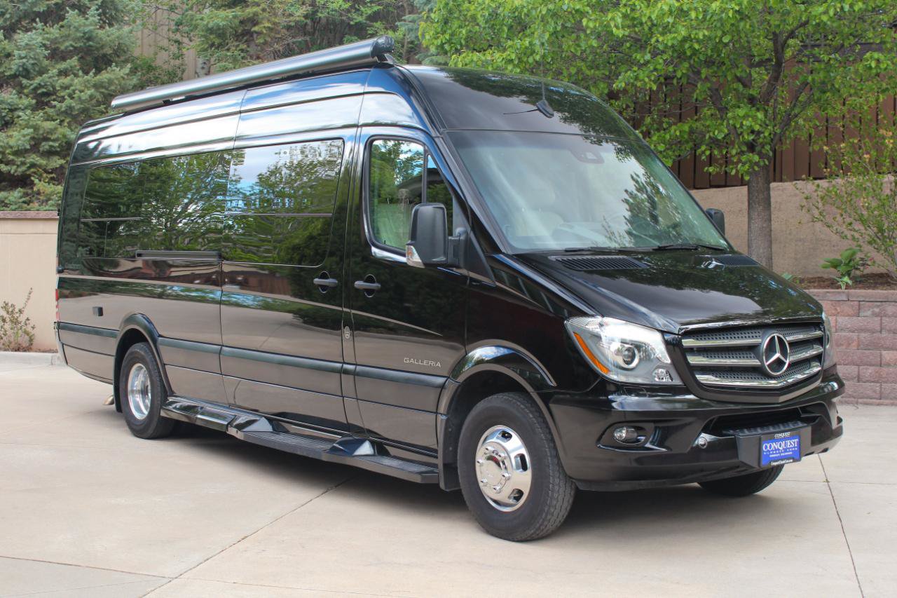 Used 2017 Mercedes-Benz Sprinter 3500 image 4