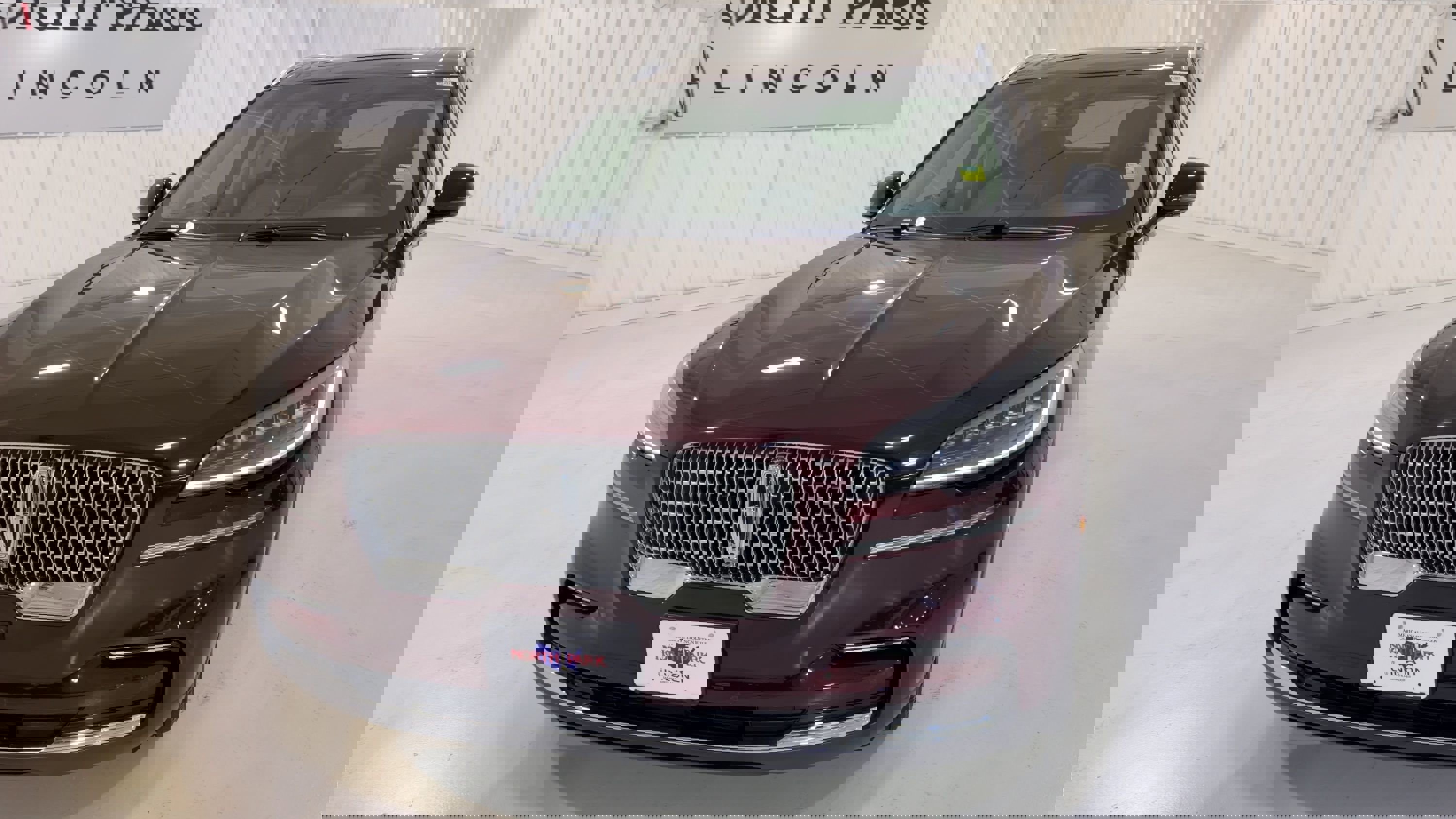 Used 2022 Lincoln Aviator Reserve image 4