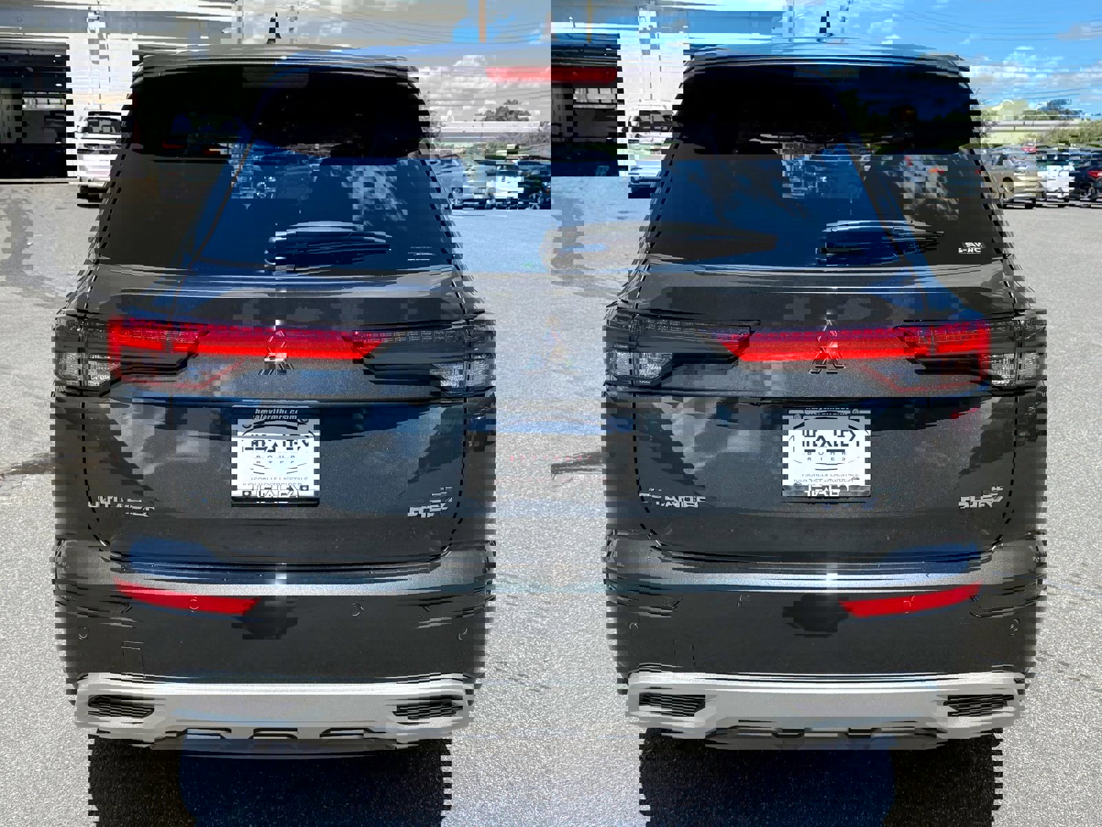 New 2025 Mitsubishi Outlander 4WD Plug-In Hybrid image 9