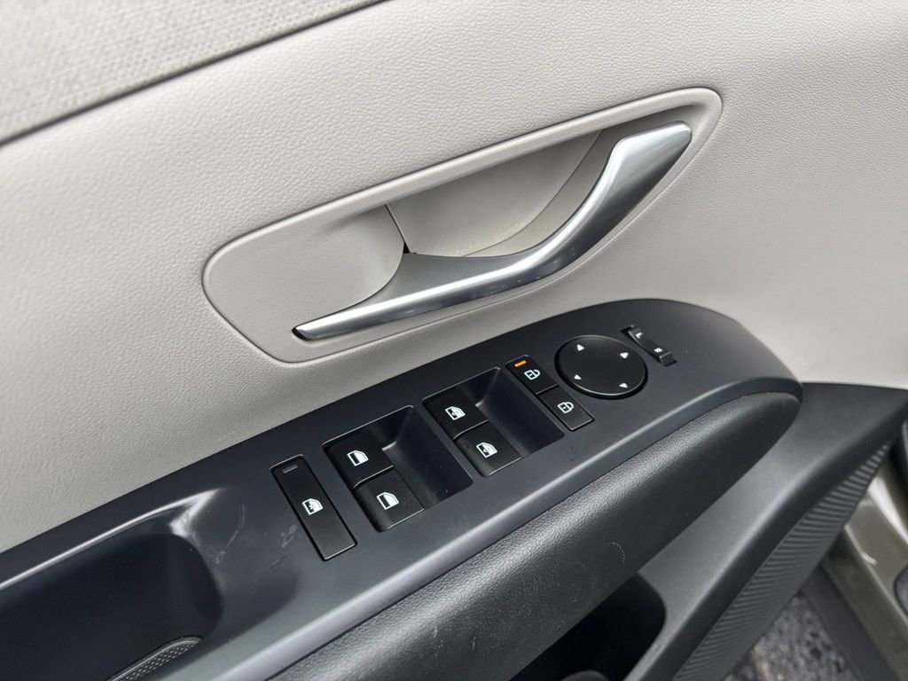 Used 2025 Hyundai Tucson SEL image 16