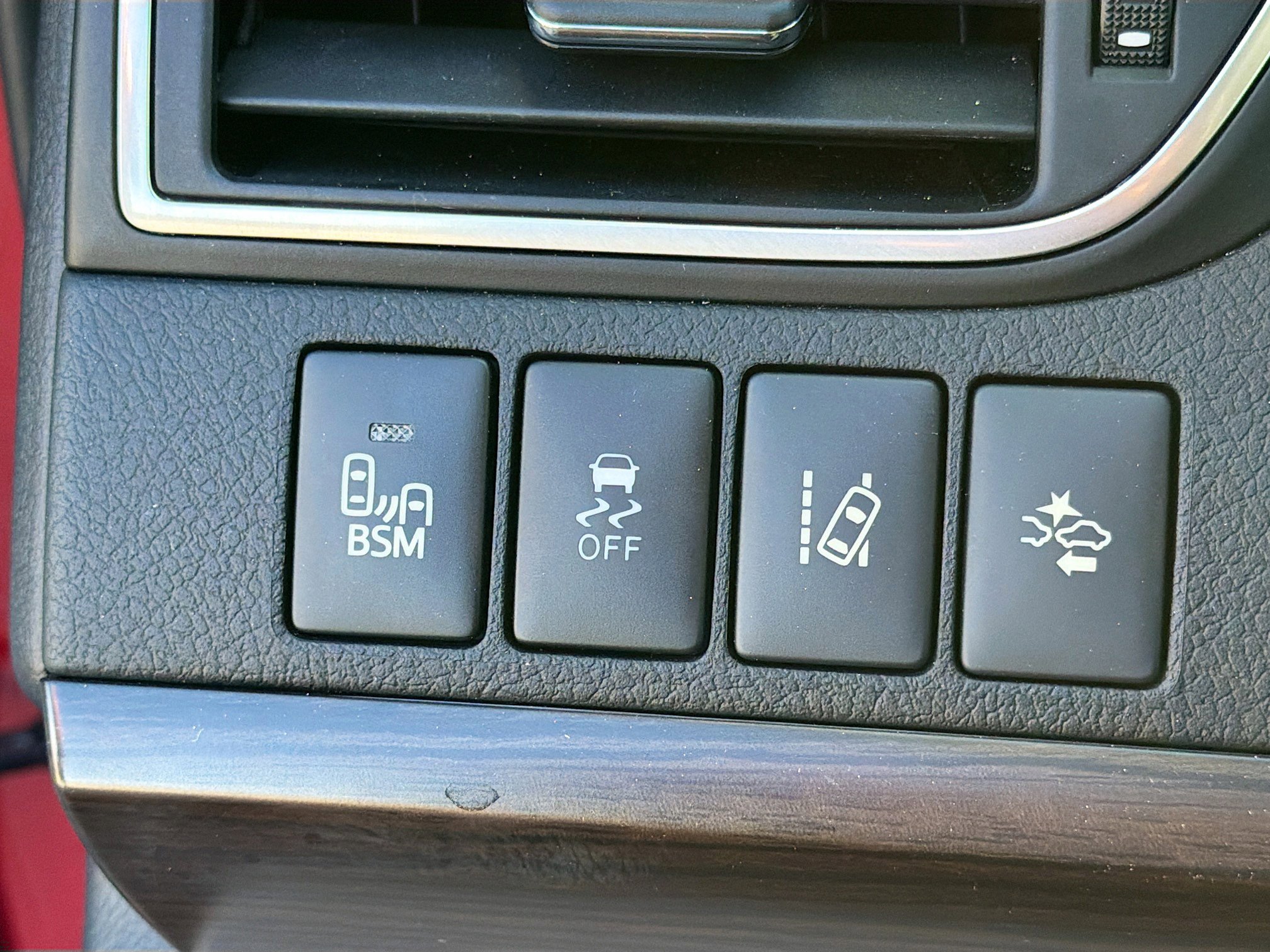 Used 2017 Toyota Camry XLE w/ Moonroof Package image 32