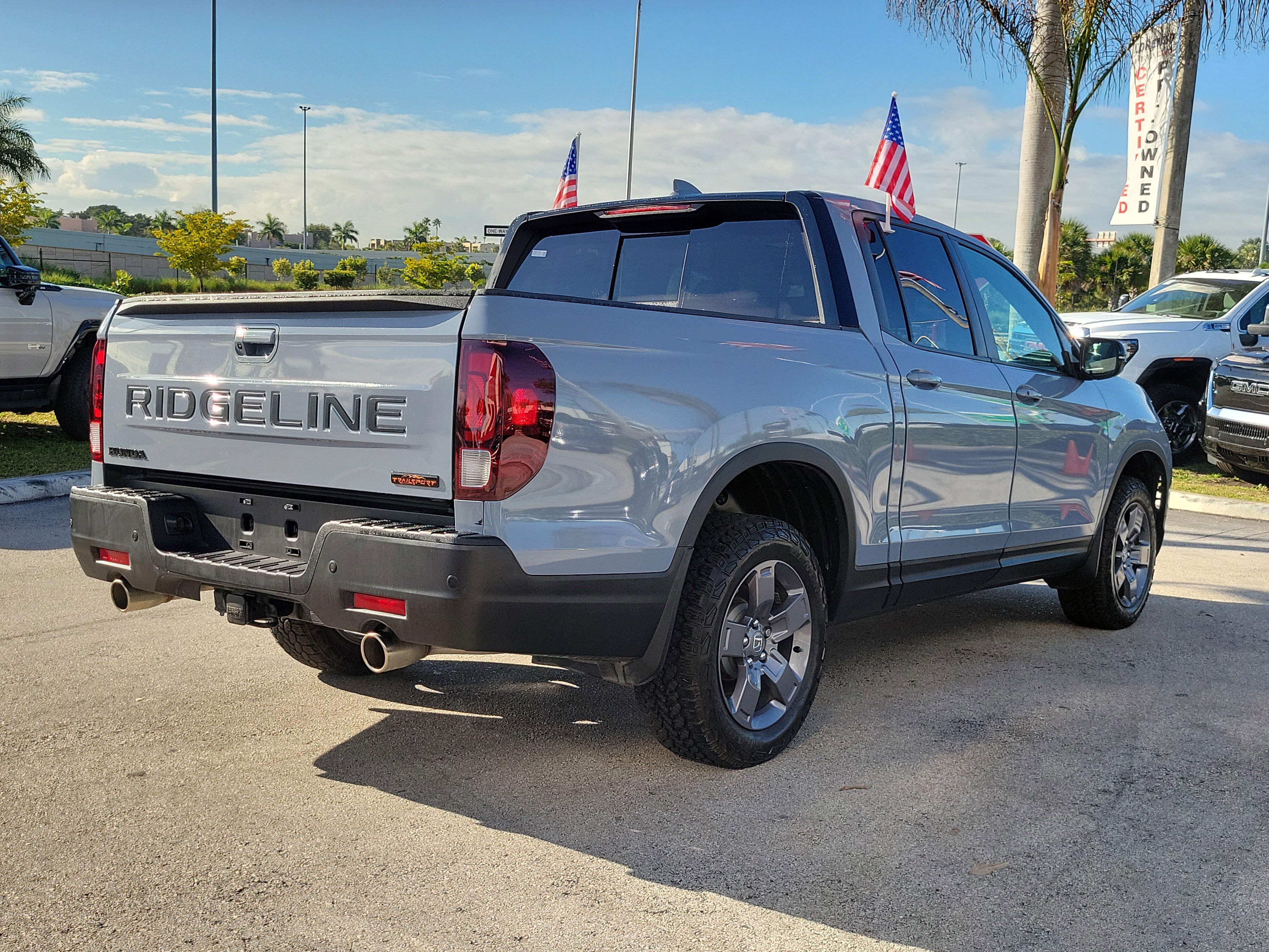 Used 2025 Honda Ridgeline TrailSport image 5