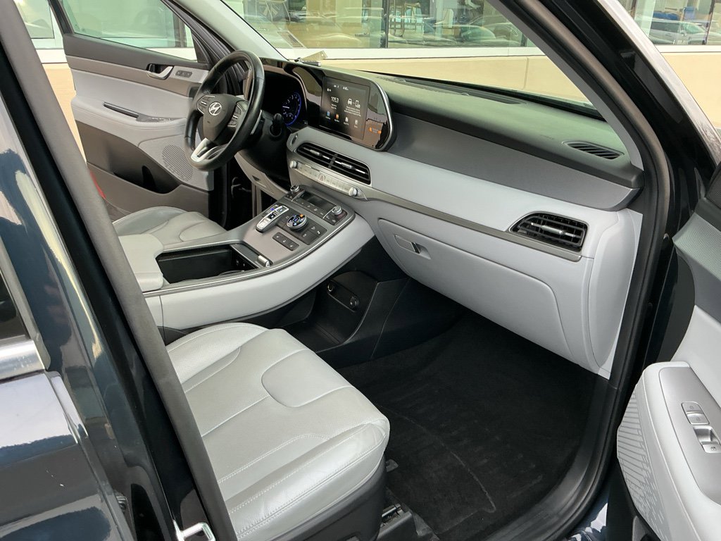 Used 2020 Hyundai Palisade SEL w/ Premium Package image 17
