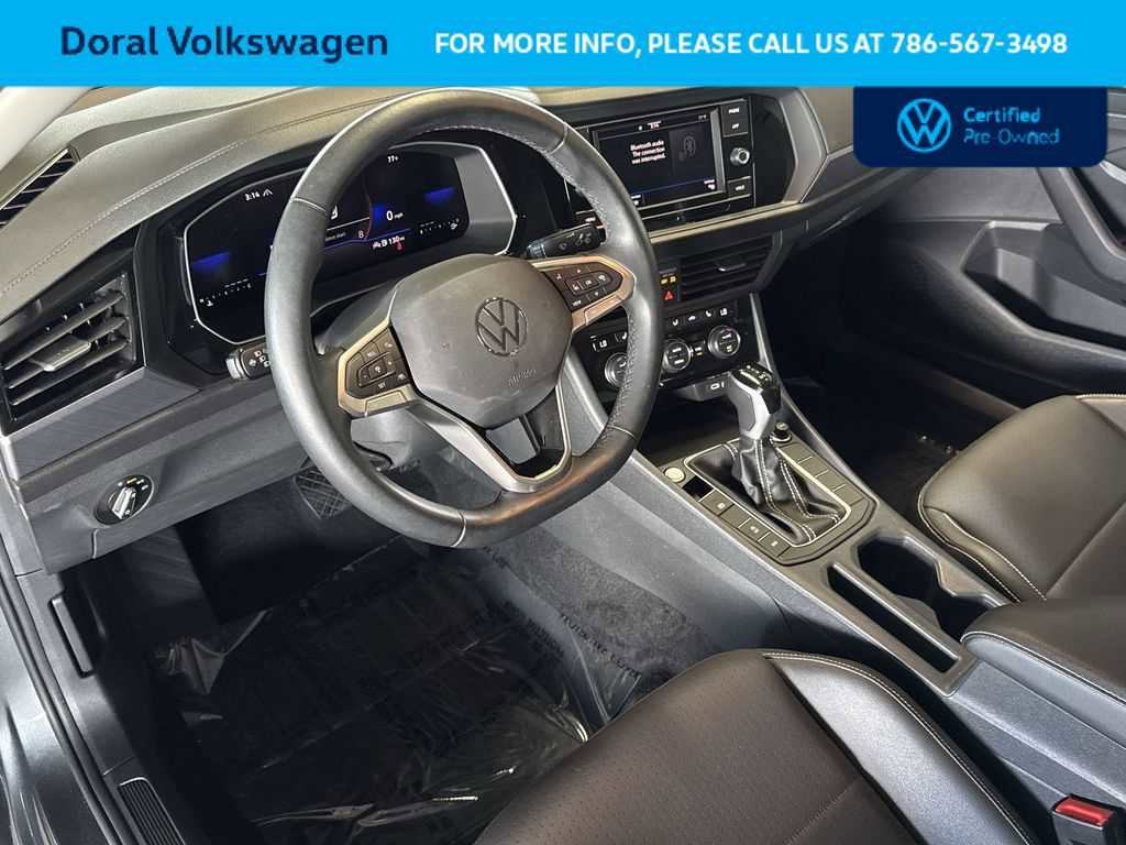 Certified 2024 Volkswagen Jetta SE FWD image 19