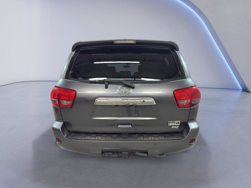 Used 2015 Toyota Sequoia Platinum AWD/4WD image 6