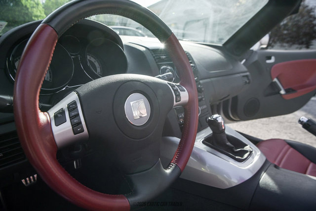 Used 2008 Saturn Sky Red Line RWD image 41