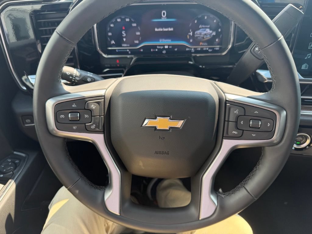Certified 2024 Chevrolet Silverado 1500 LT AWD/4WD image 16