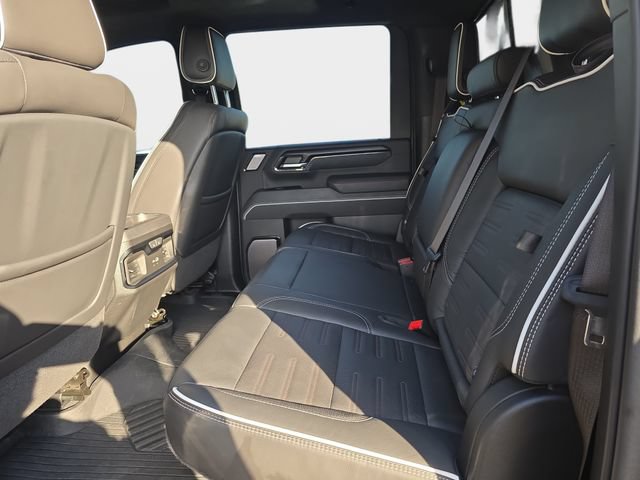 Used 2024 GMC Sierra 2500 AT4X w/ AT4X AEV Edition AWD/4WD image 16
