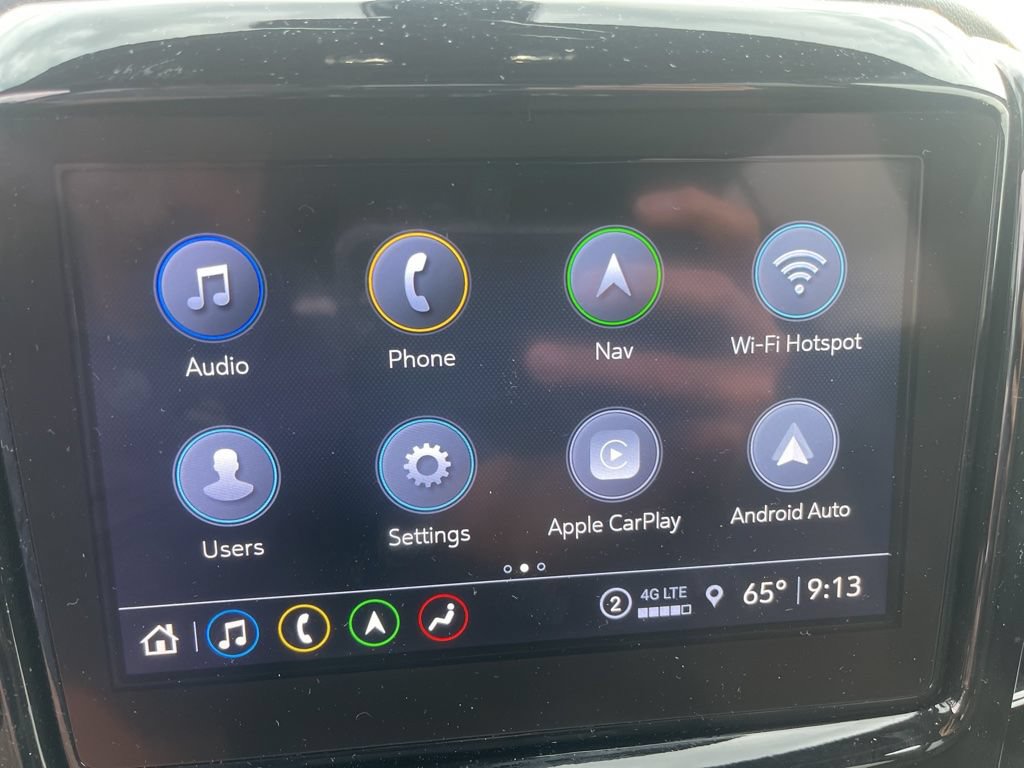 Certified 2023 Chevrolet Traverse RS FWD image 21