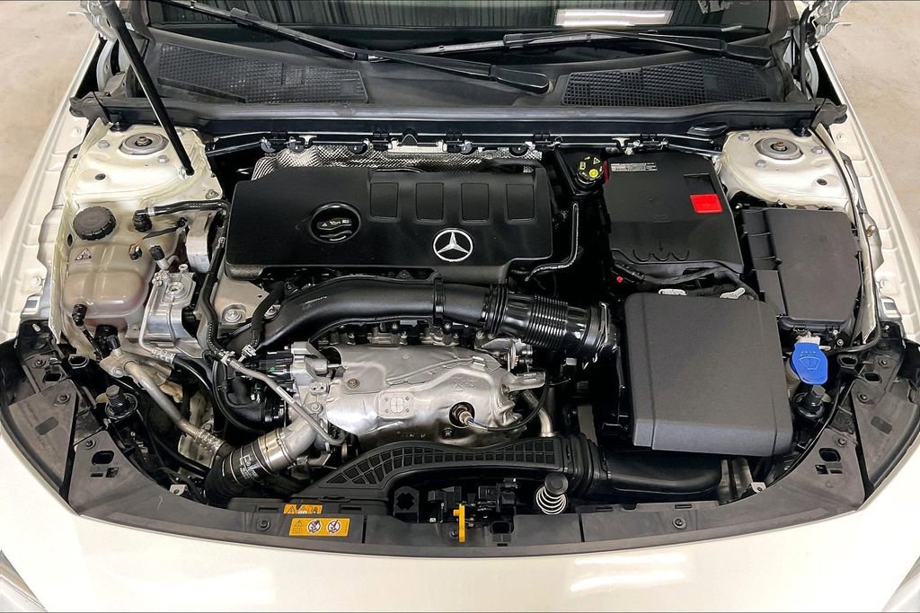 Used 2021 Mercedes-Benz CLA 250 image 29