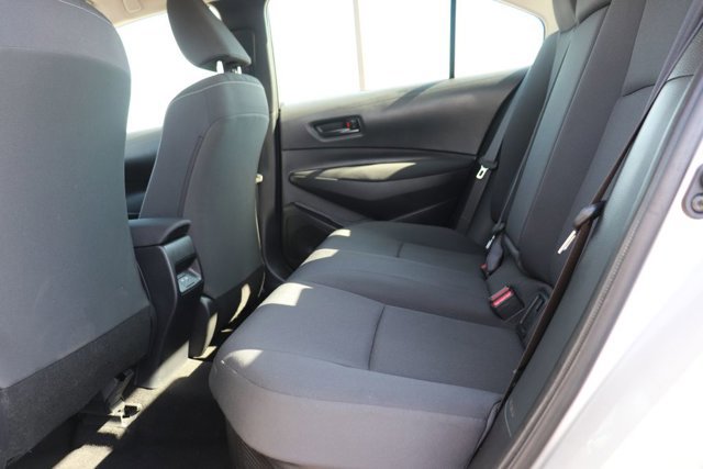 Used 2025 Toyota Corolla LE image 12