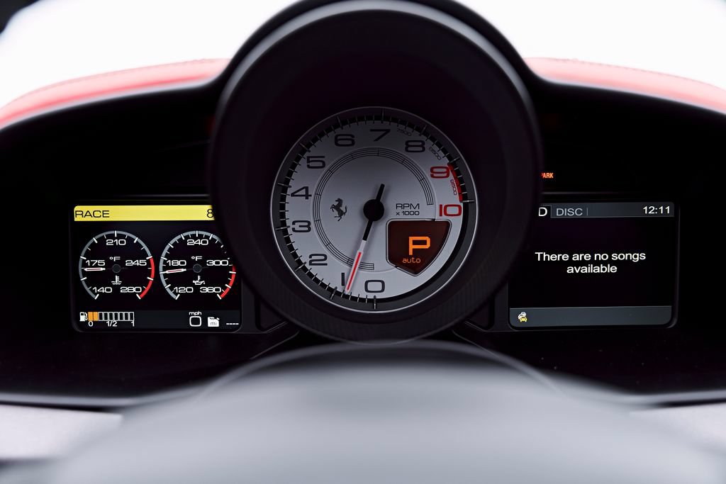 Used 2014 Ferrari 458 Spider RWD image 79