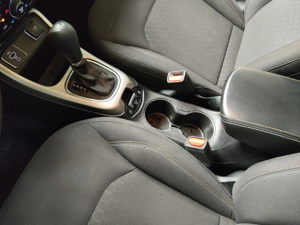 Used 2019 Jeep Compass Sport image 26