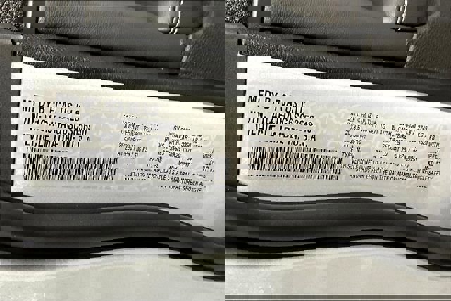 New 2025 Jeep Grand Cherokee Altitude image 9