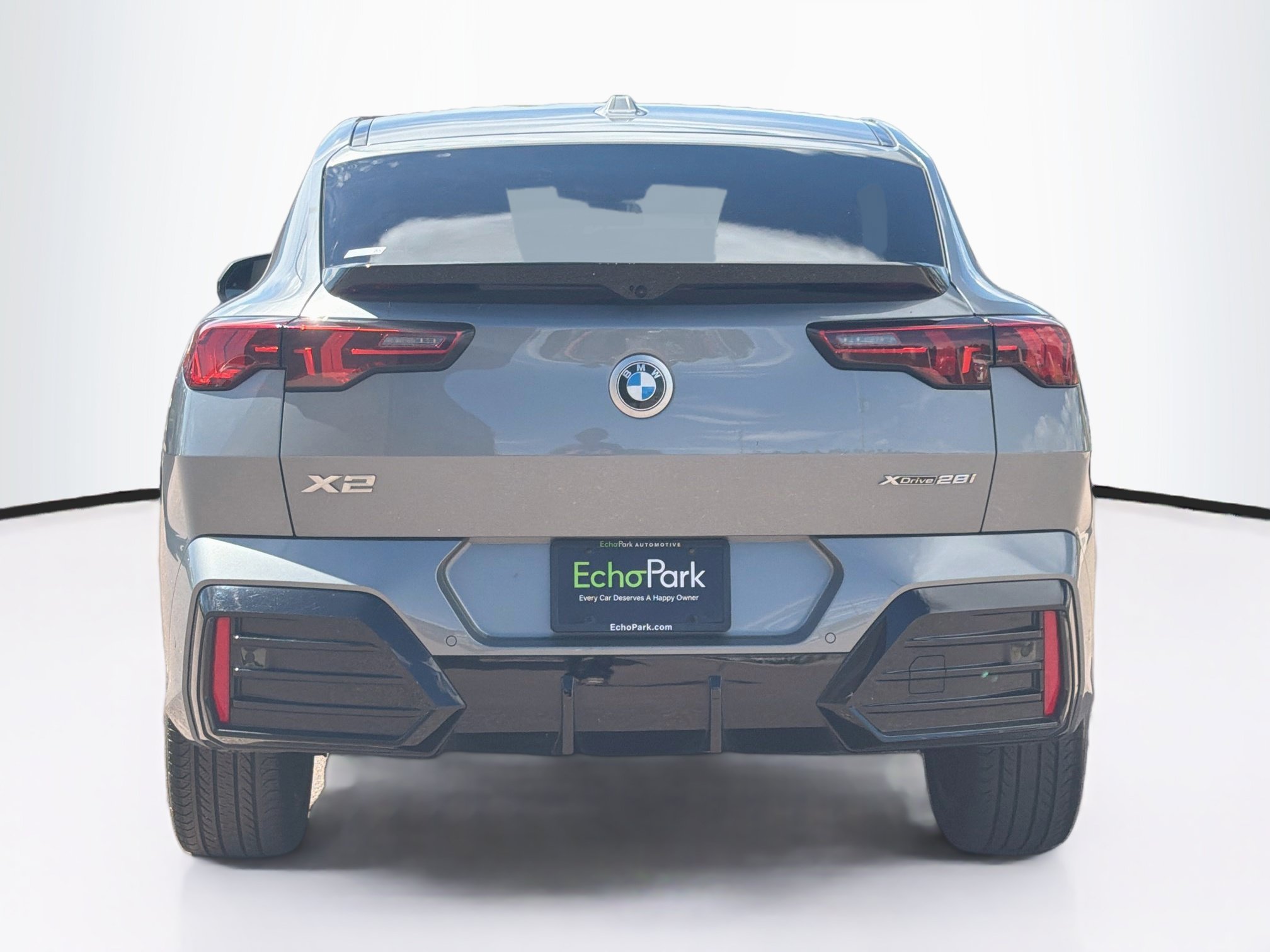 Used 2025 BMW X2 xDrive28i AWD/4WD image 7
