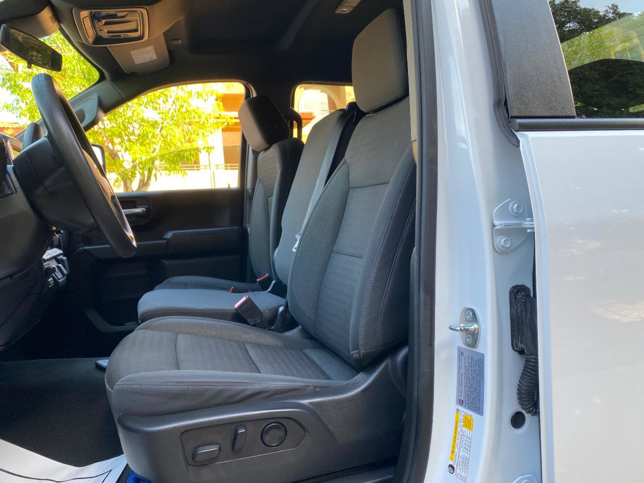 Used 2024 Chevrolet Silverado 2500 Custom w/ Custom Convenience Package image 18