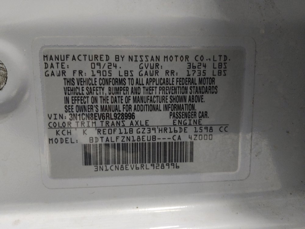 Used 2024 Nissan Versa SV w/ Trunk Package image 33