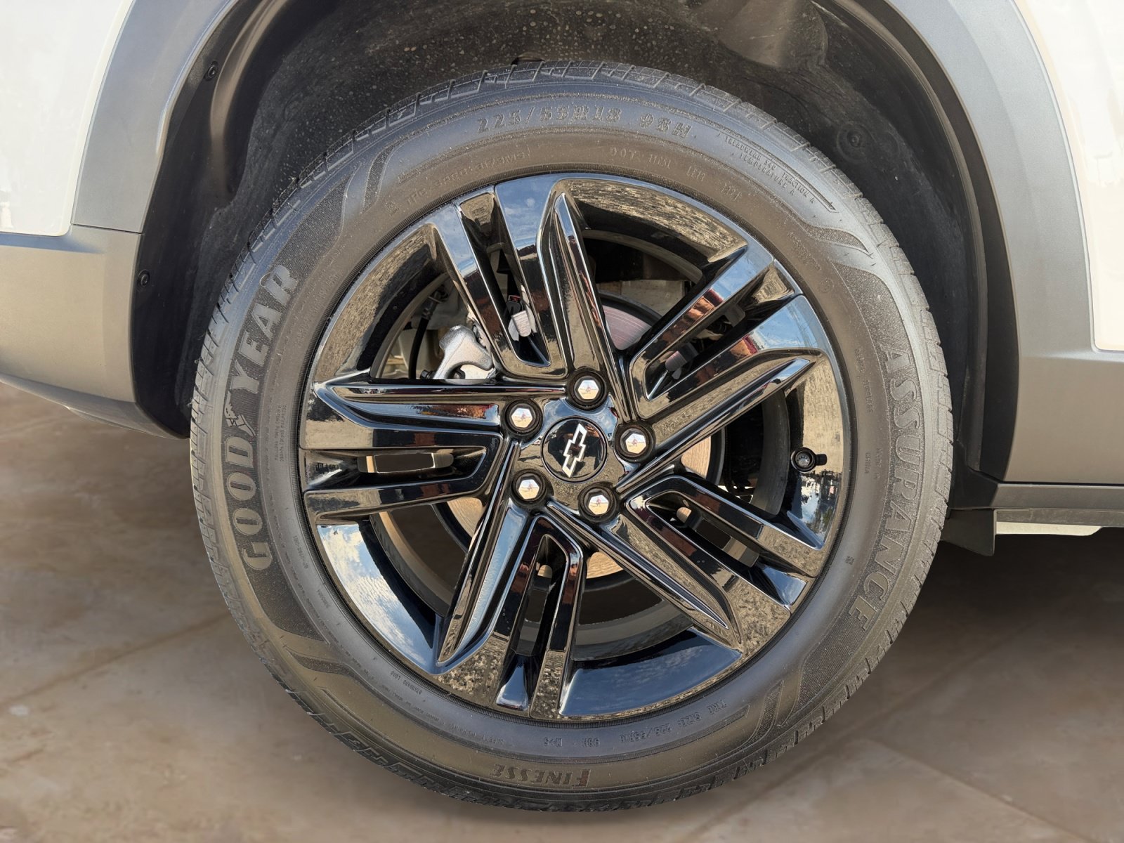Certified 2025 Chevrolet Trax ACTIV w/ Sunroof Package FWD image 23