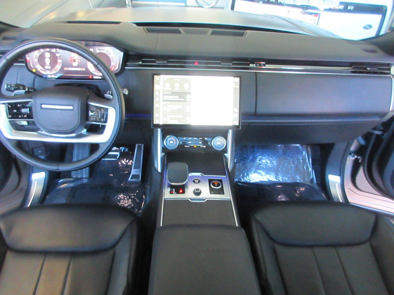 Used 2023 Land Rover Range Rover SE AWD/4WD image 19