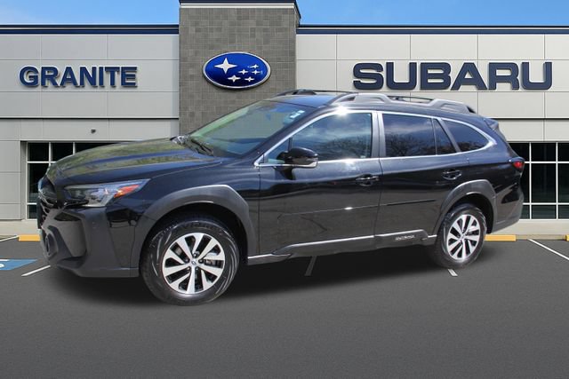 Used 2025 Subaru Outback Premium AWD/4WD image 6