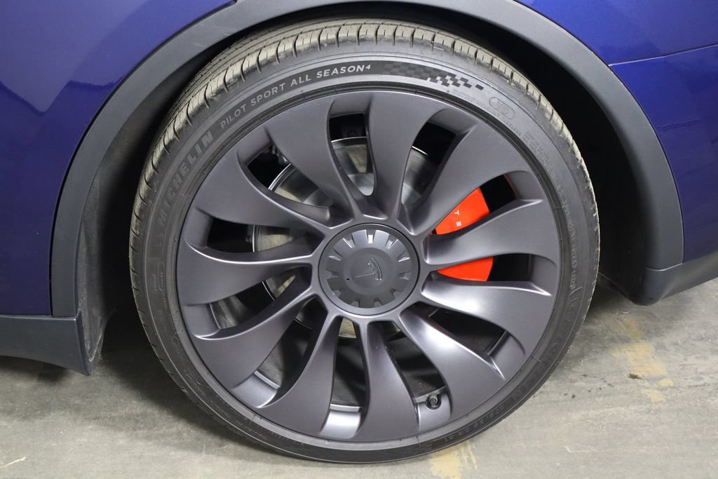 Used 2023 Tesla Model Y Performance AWD/4WD image 41