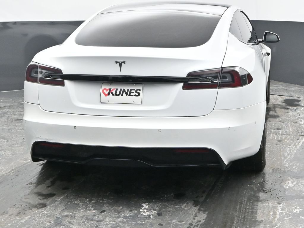 Used 2021 Tesla Model S Plaid image 9