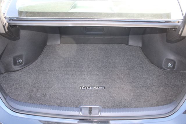 Certified 2025 Lexus ES 300h w/ Premium Package FWD image 8