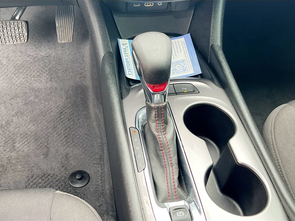 Used 2025 Chevrolet Malibu RS FWD image 17