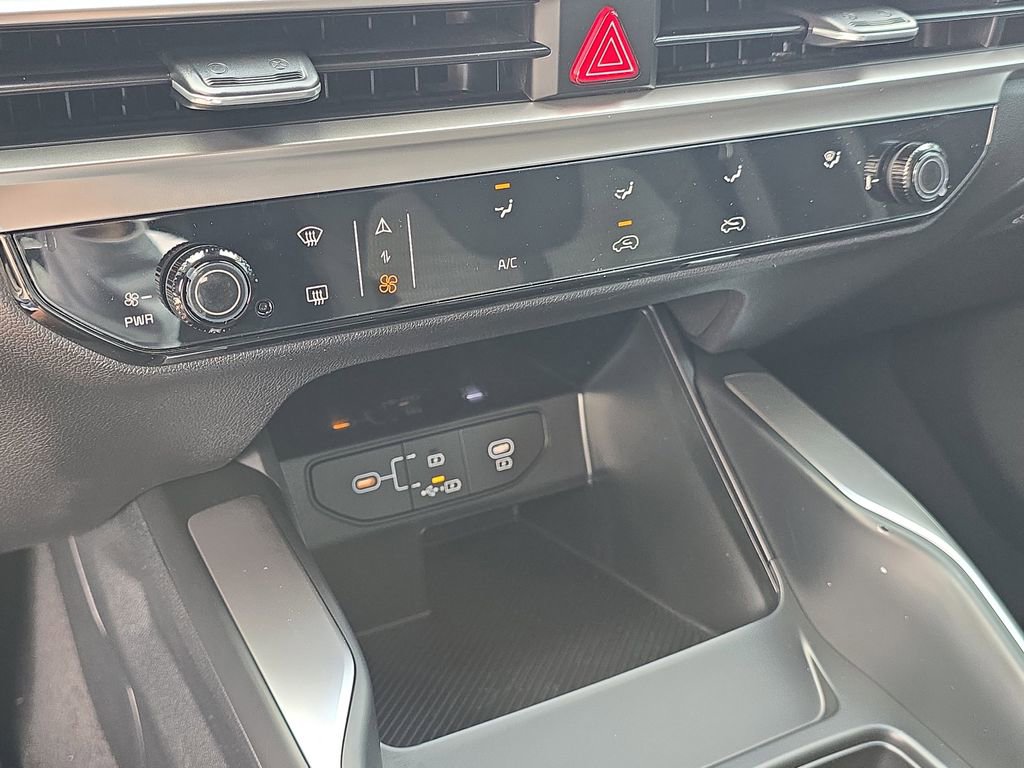 New 2026 Kia Sorento LX image 25