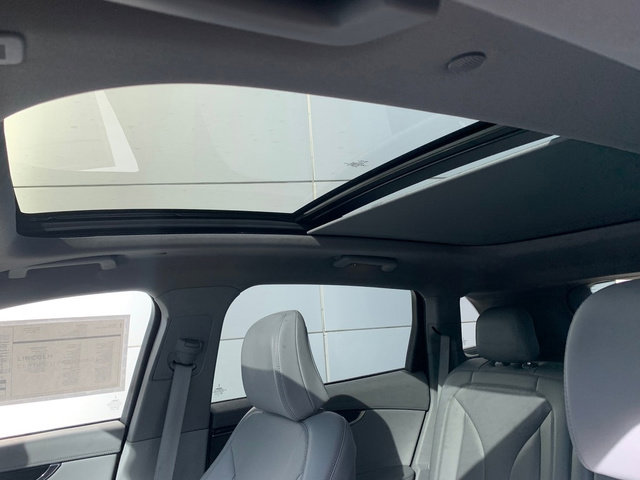 Certified 2023 Lincoln Nautilus Reserve w/ Monochromatic Package AWD/4WD image 20