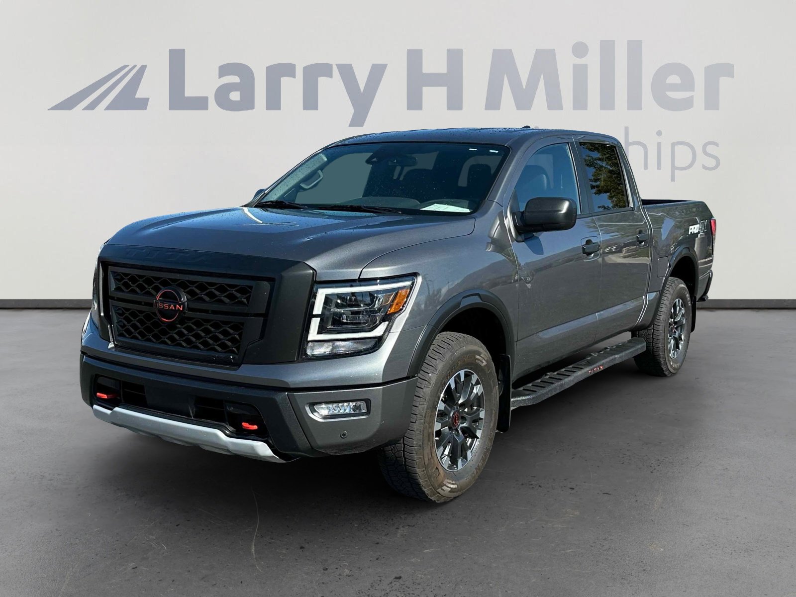 Used 2024 Nissan Titan PRO-4X w/ Pro-4x Utility Package