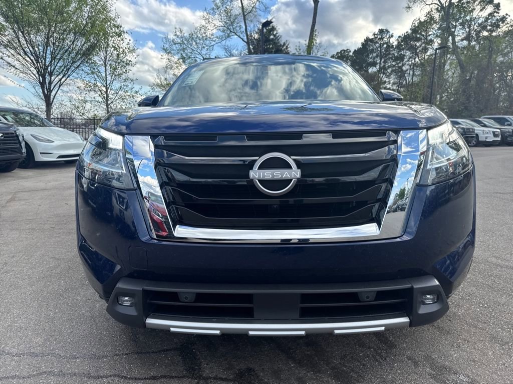 Used 2022 Nissan Pathfinder Platinum w/ Cargo Package image 35