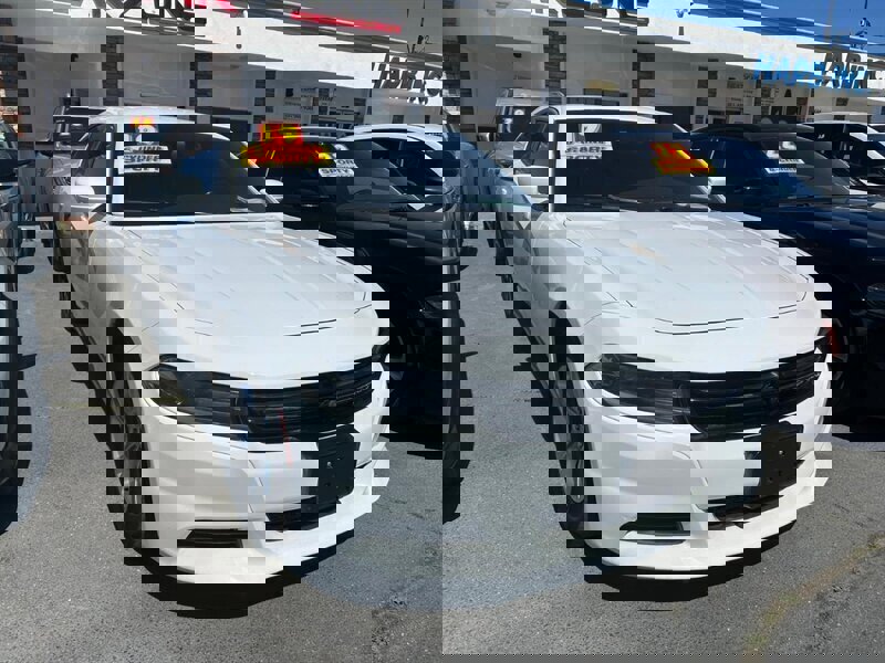 Used 2019 Dodge Charger SXT image 32