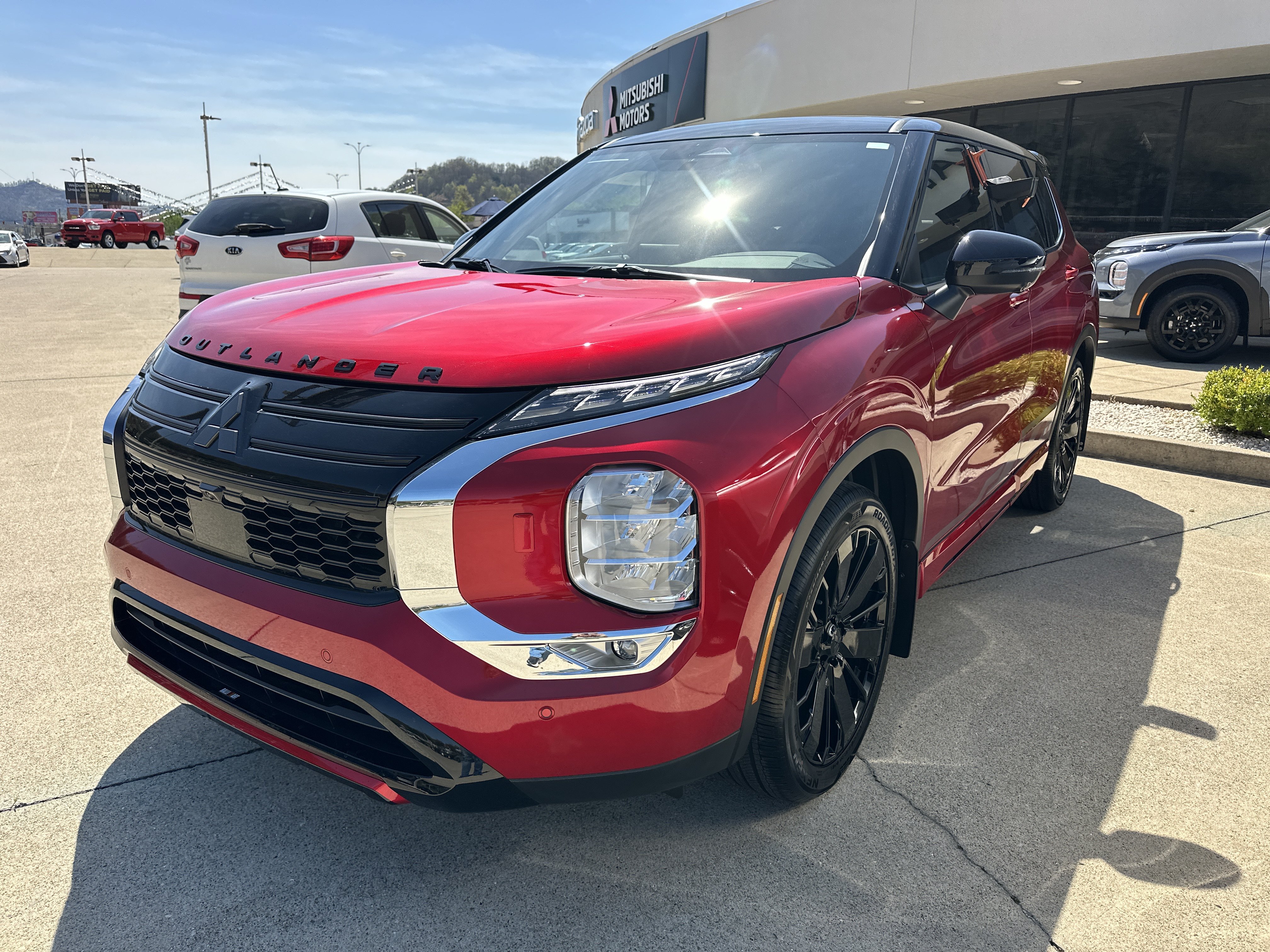 New 2026 Mitsubishi Outlander AWD image 6