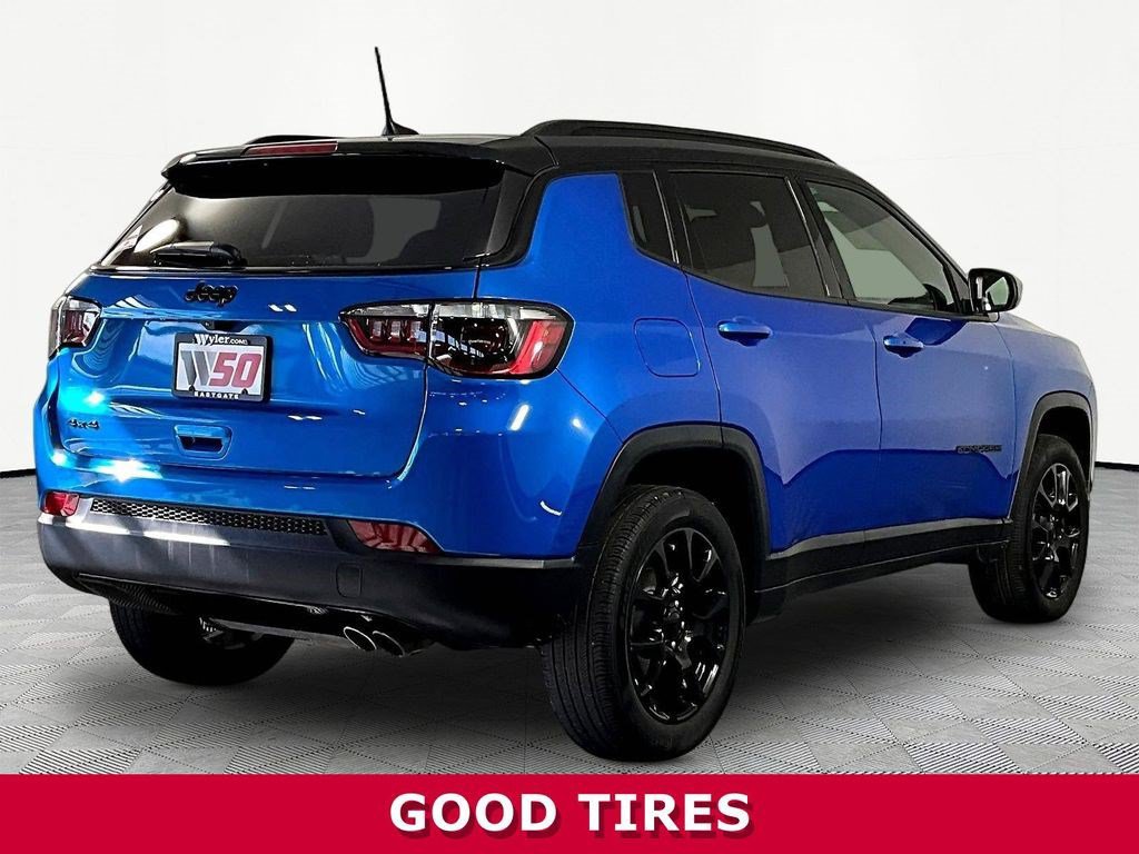 Used 2022 Jeep Compass Latitude AWD/4WD image 6