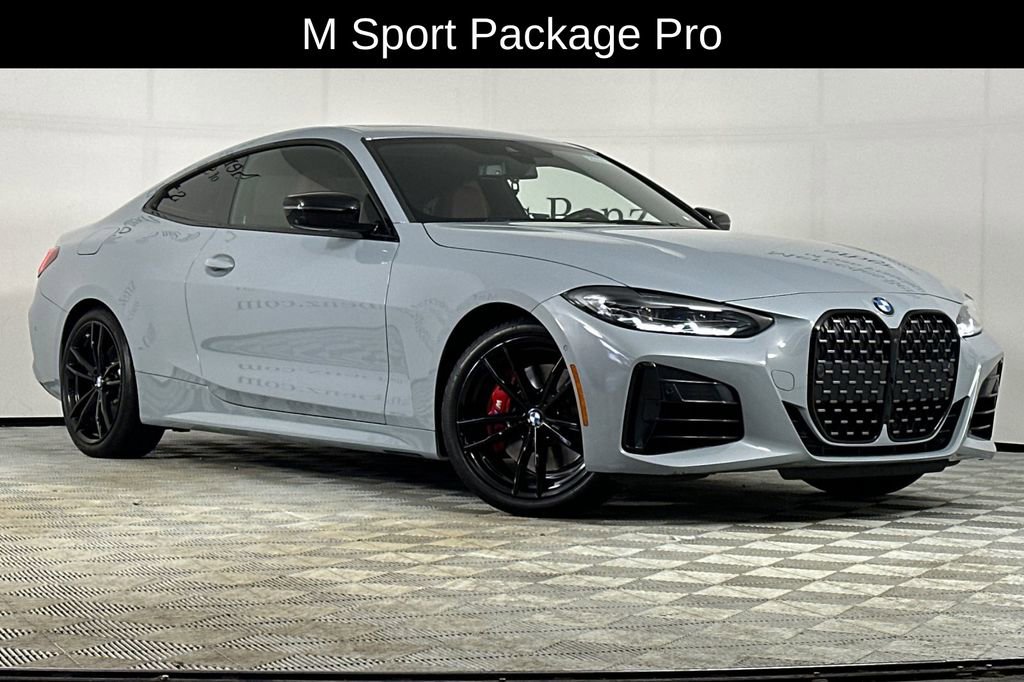 Used 2024 BMW M440i Coupe w/ Premium Package RWD image 2
