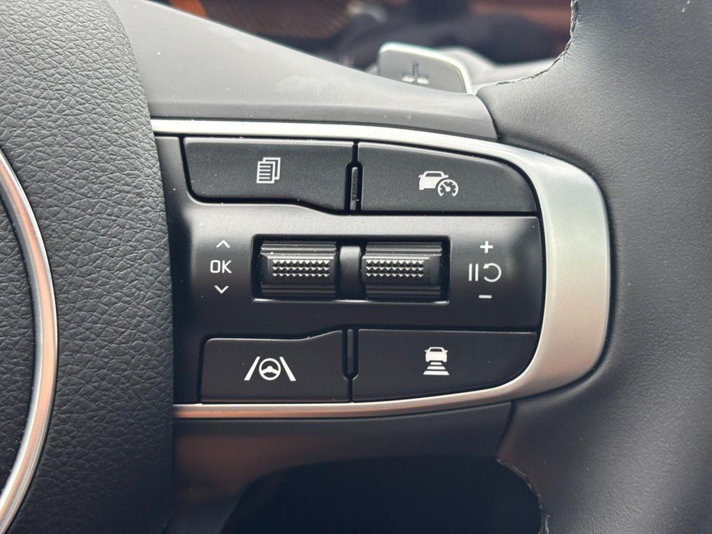 Used 2026 Kia K5 GT FWD image 18